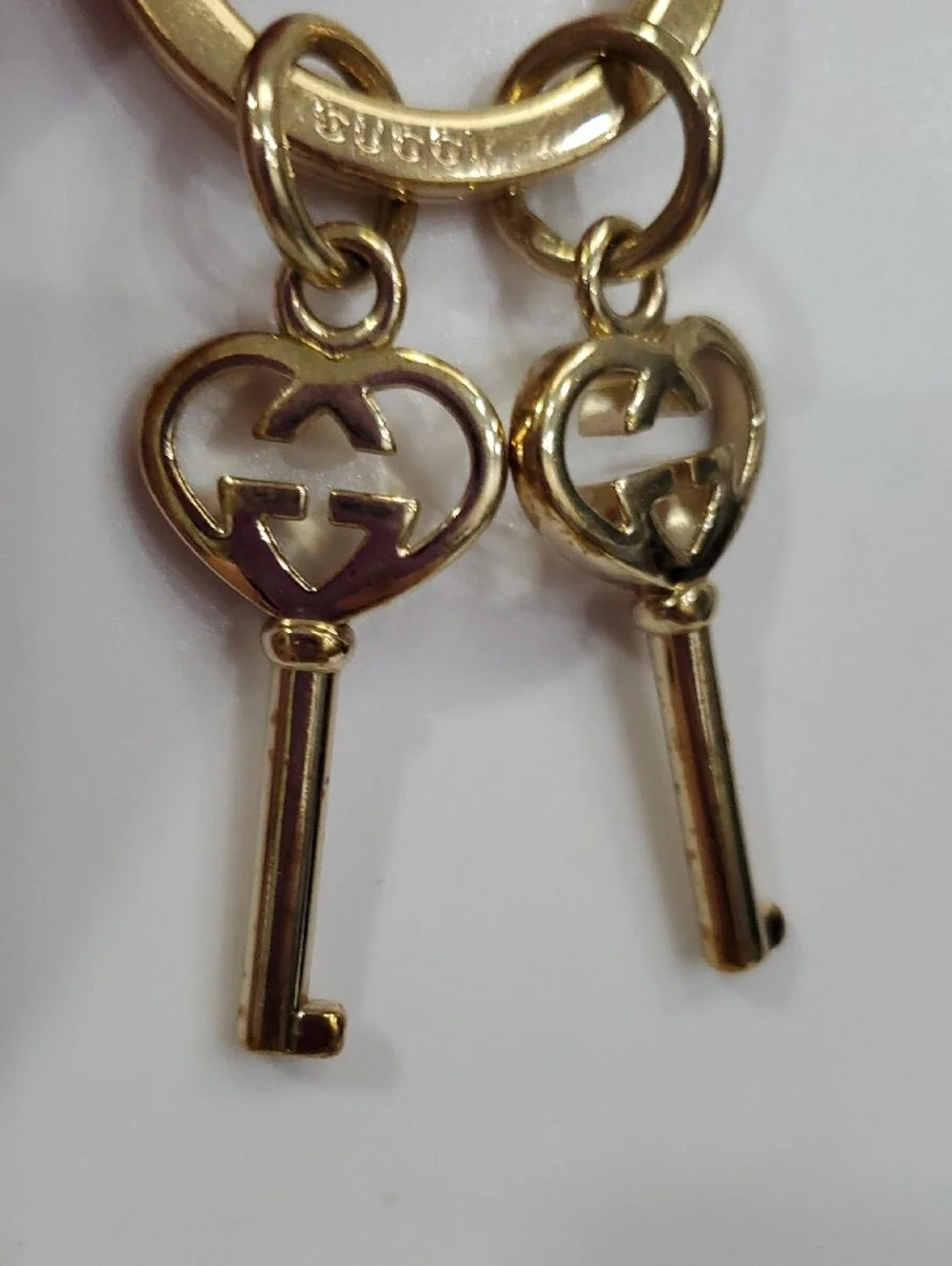 🇮🇹RARE Gucci Gold Tone Double Heart Key Charm Keyring💛